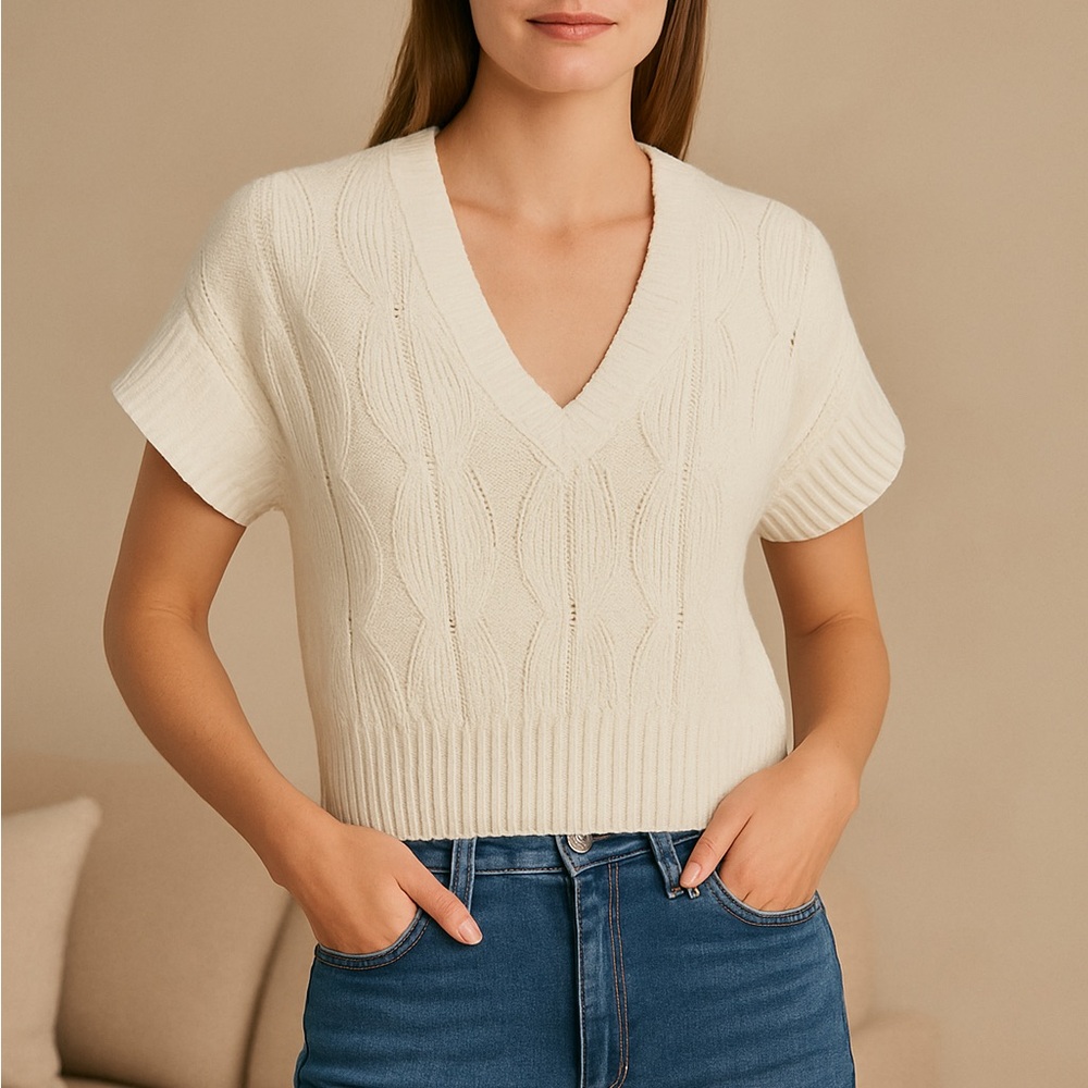 Brochu Walker Ivory Cable Knit Cropped Sweater